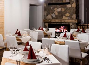 sections/September2019/gothal-sk-ubytovanie-na-liptove-gastronomia-restauracia-smrek-Ezm.jpg